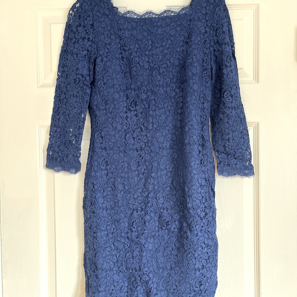 Adriana Papell  blue lace 3/4 sleeve dress